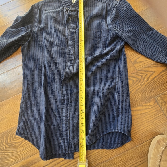 Men's J Crew Blue Checkered Seersucker Shirt - Picture 4 of 5